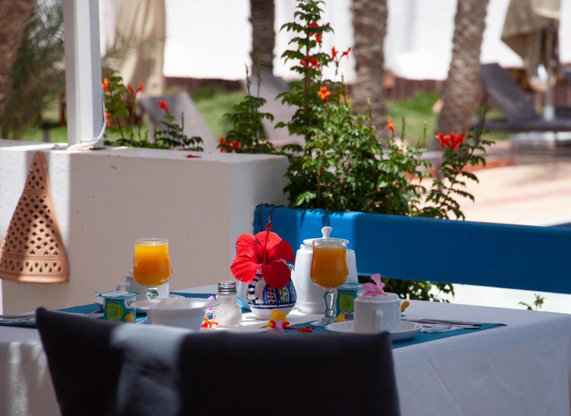 Le Patio De Mezraya Bed & Breakfast Mezraia Екстериор снимка