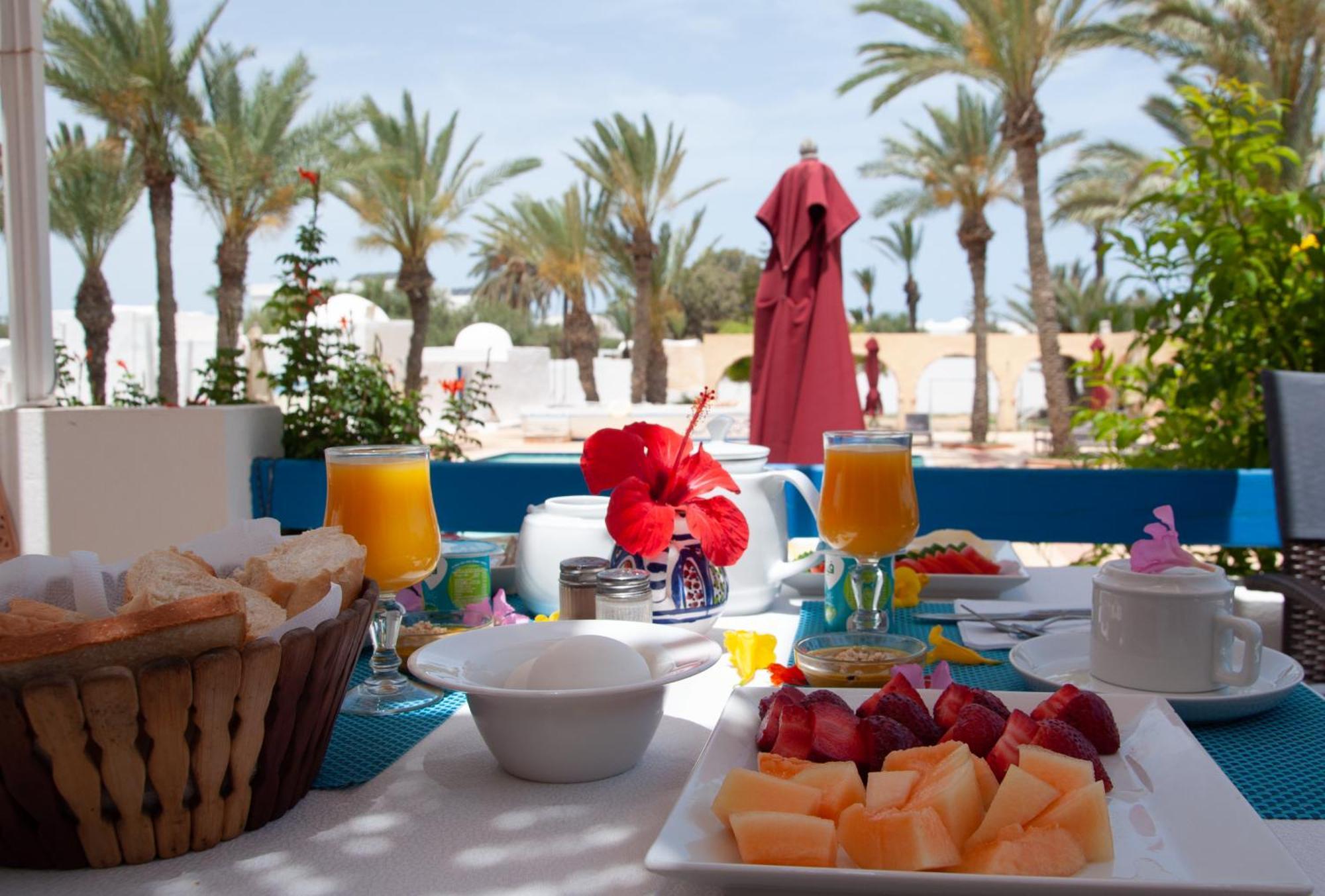 Le Patio De Mezraya Bed & Breakfast Mezraia Екстериор снимка